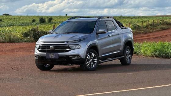 FIAT TORO 1.3 TURBO 270 FLEX FREEDOM AT6 FIAT TORO 1.3 TURBO 270 FLEX FREEDOM AT6